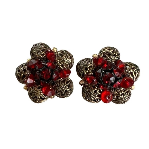 1950s Vintage Brass FILIGREE and RED glass rhinestones - Picture 4 of 6